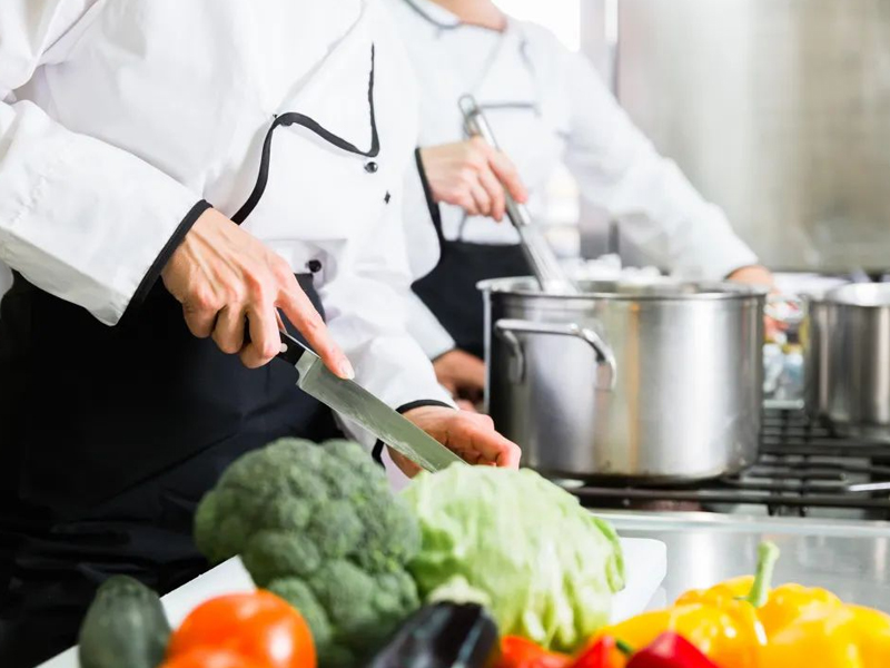 大(dà)可(kě)科(kē)技(jì)-吉食團餐引領校(xiào)園團餐新時(shí)代